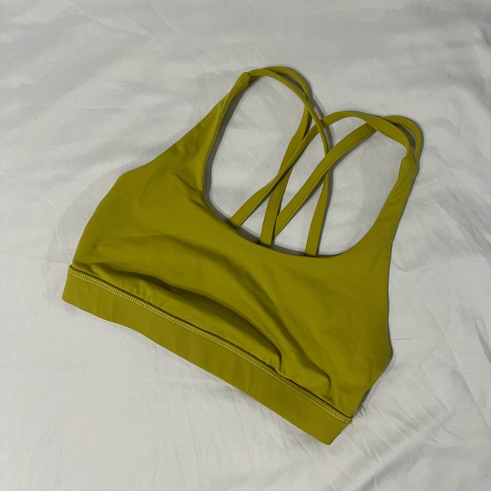 Lululemon Energy Bra Medium Support in Yellow Pear